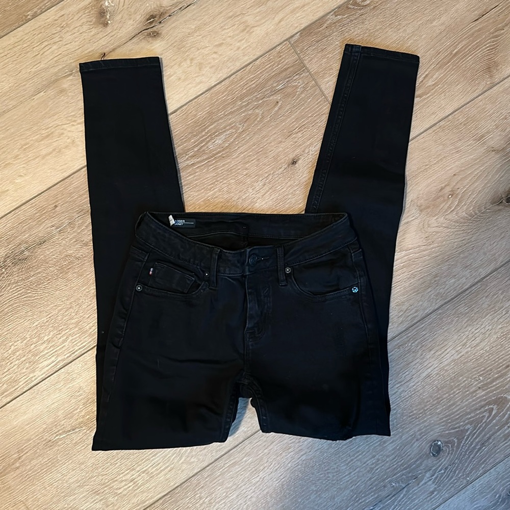 Vigoss distressed skinny jeans